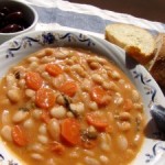 Traditional-Greek-Bean-Soup-Fassolada-DSC03975-300x225
