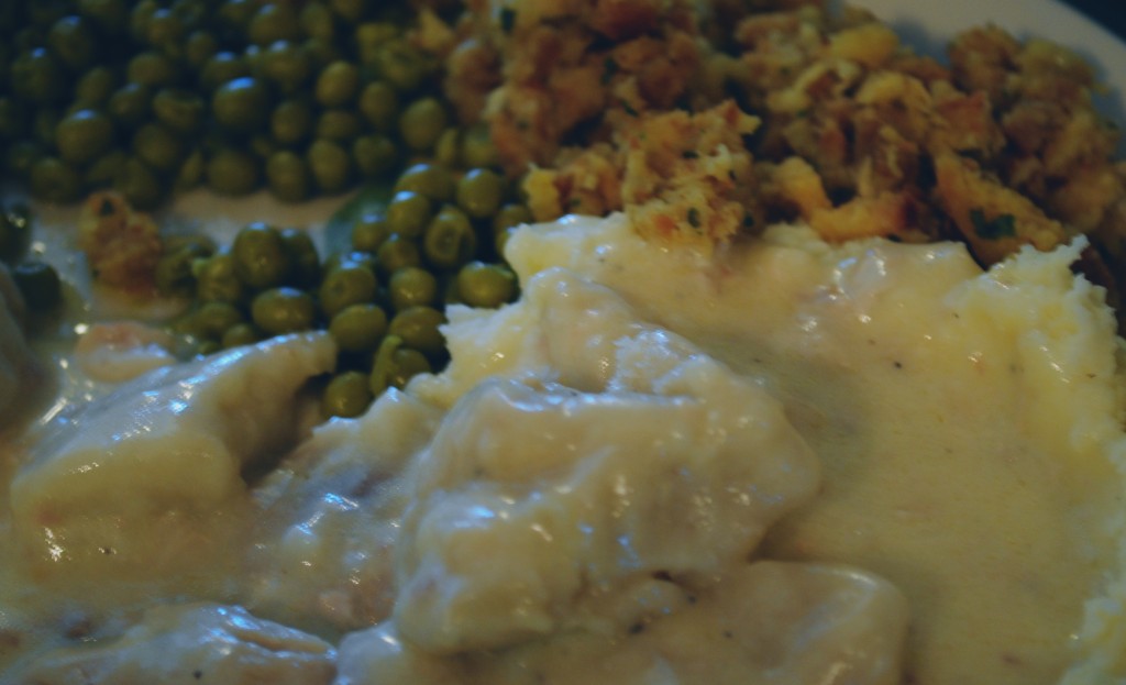 LEFTOVER CHICKEN GRAVY TURNED INTO CHICKEN N’ DUMPLIN’S